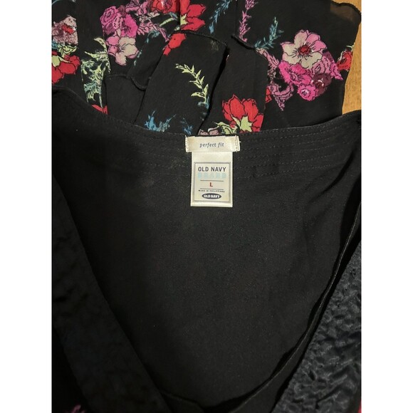 Vintage Y2K Large Old Navy Perfect Fit Floral Black/Pink/Red Ruffled Shirt - Picture 5 of 5